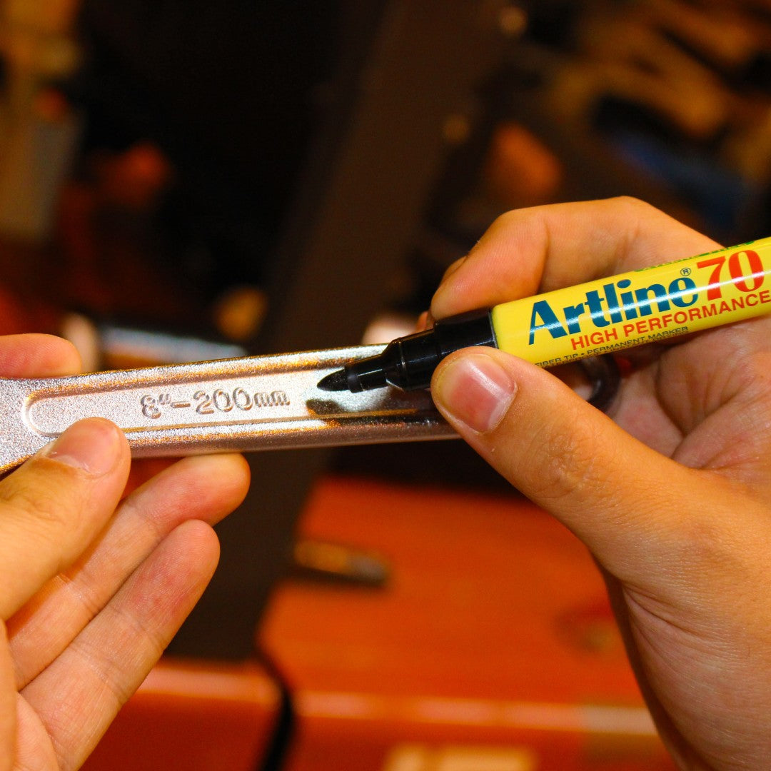 Artline Märkpenna 70 Rund Svart 1.5mm 1-blister 12/fp